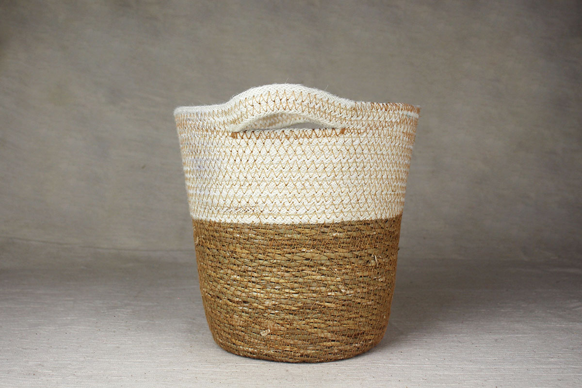 Seagrass Sewing Planter
